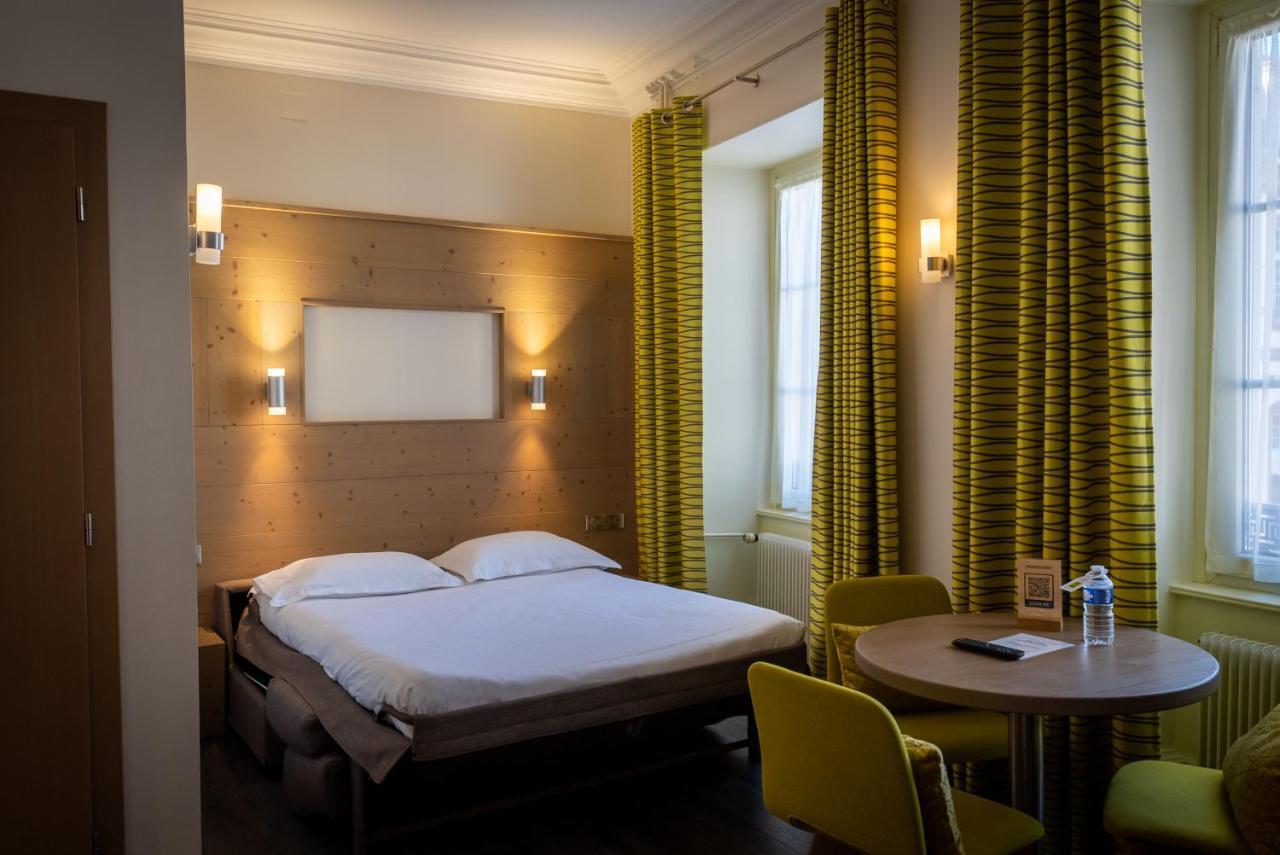 Logis Hotel De La Tour Ribeauvillé Eksteriør billede