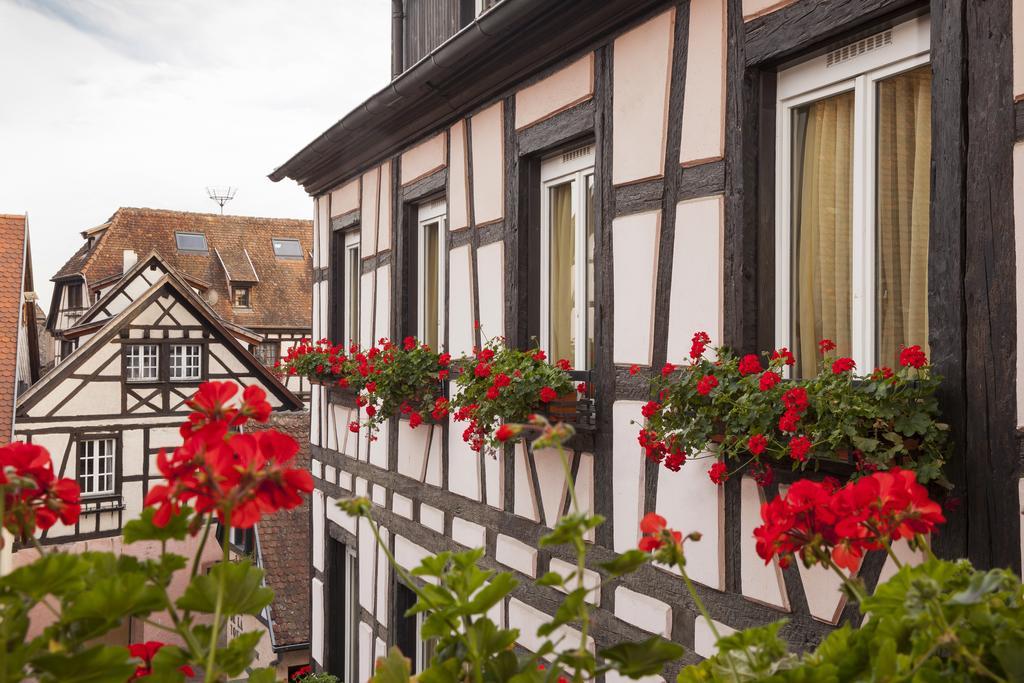 Logis Hotel De La Tour Ribeauvillé Eksteriør billede
