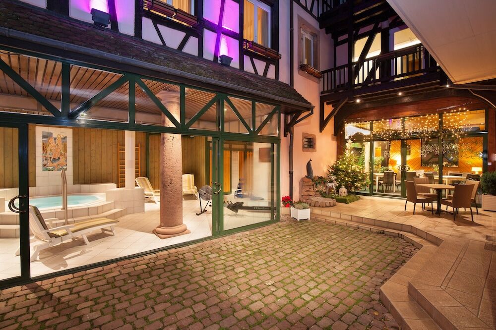 Logis Hotel De La Tour Ribeauvillé Eksteriør billede